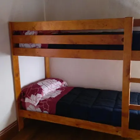 Mandoia Aterpetxea بيت شباب *