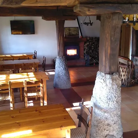 Mandoia Aterpetxea *