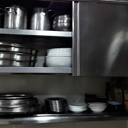 Mandoia Aterpetxea *