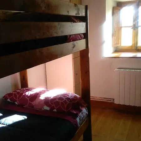 بيت شباب Mandoia Aterpetxea Arantzazu