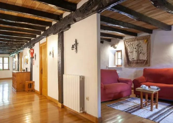 Mandoia Aterpetxea Hostel *