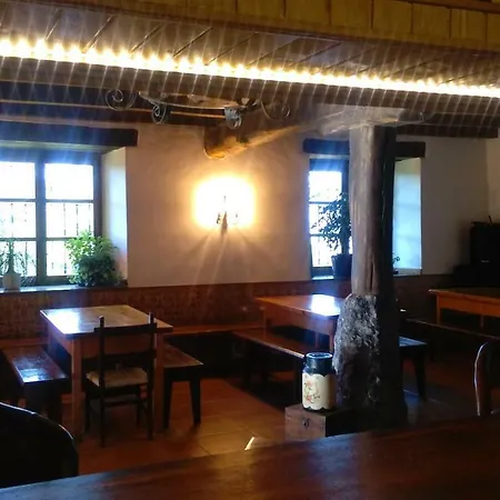 ホステル Mandoia Aterpetxea *