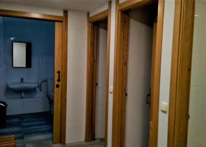 Mandoia Aterpetxea *